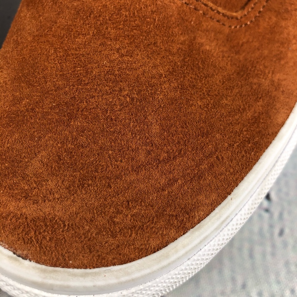 Vans - Picture 7 of 8